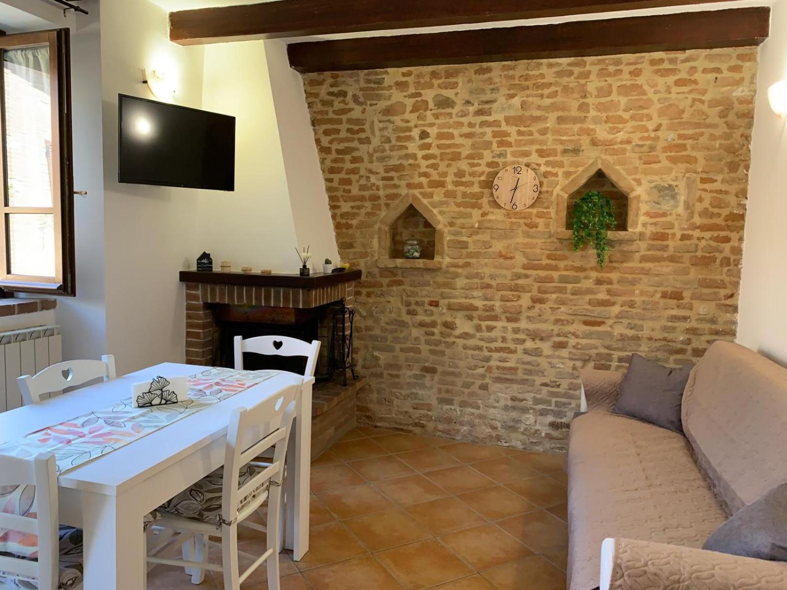 קאסטיגליונה דל לאגו Agriturismo La Pergola מראה חיצוני תמונה